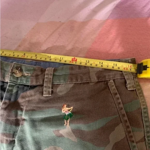 Polo Ralph Lauren vintage Camouflage Hawaiian Embroidered Shorts size 32 - Picture 8 of 8